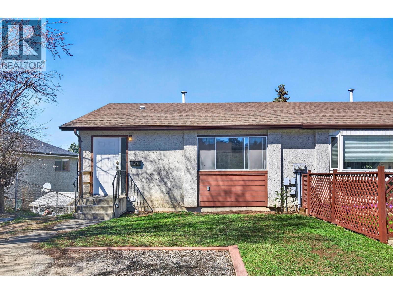 1676 Selwyn Road, Kamloops, British Columbia  V2E 1R8 - Photo 2 - 10382437