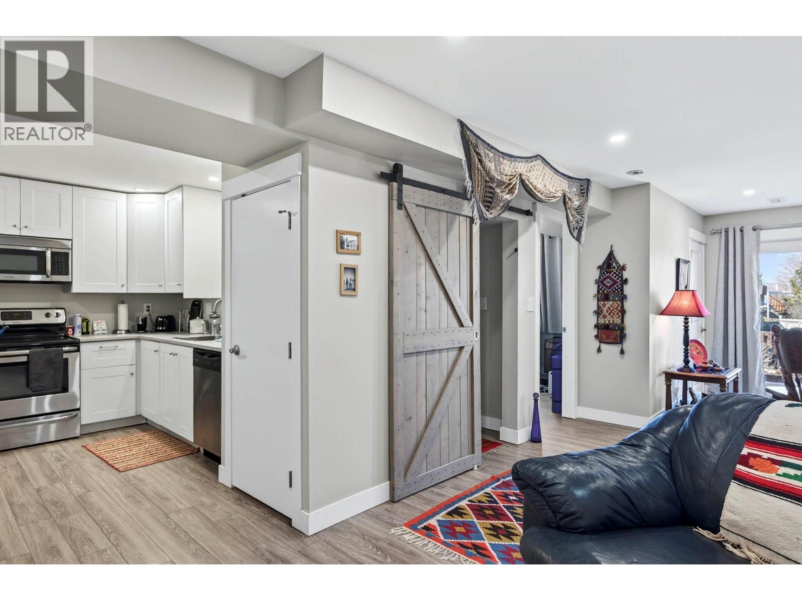 1676 Selwyn Road, Kamloops, British Columbia  V2E 1R8 - Photo 22 - 10382437