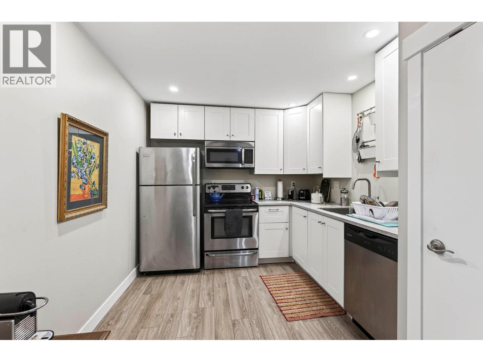 1676 Selwyn Road, Kamloops, British Columbia  V2E 1R8 - Photo 24 - 10382437