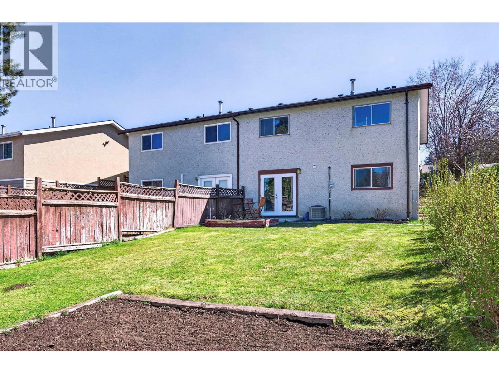 1676 Selwyn Road, Kamloops, British Columbia  V2E 1R8 - Photo 30 - 10382437