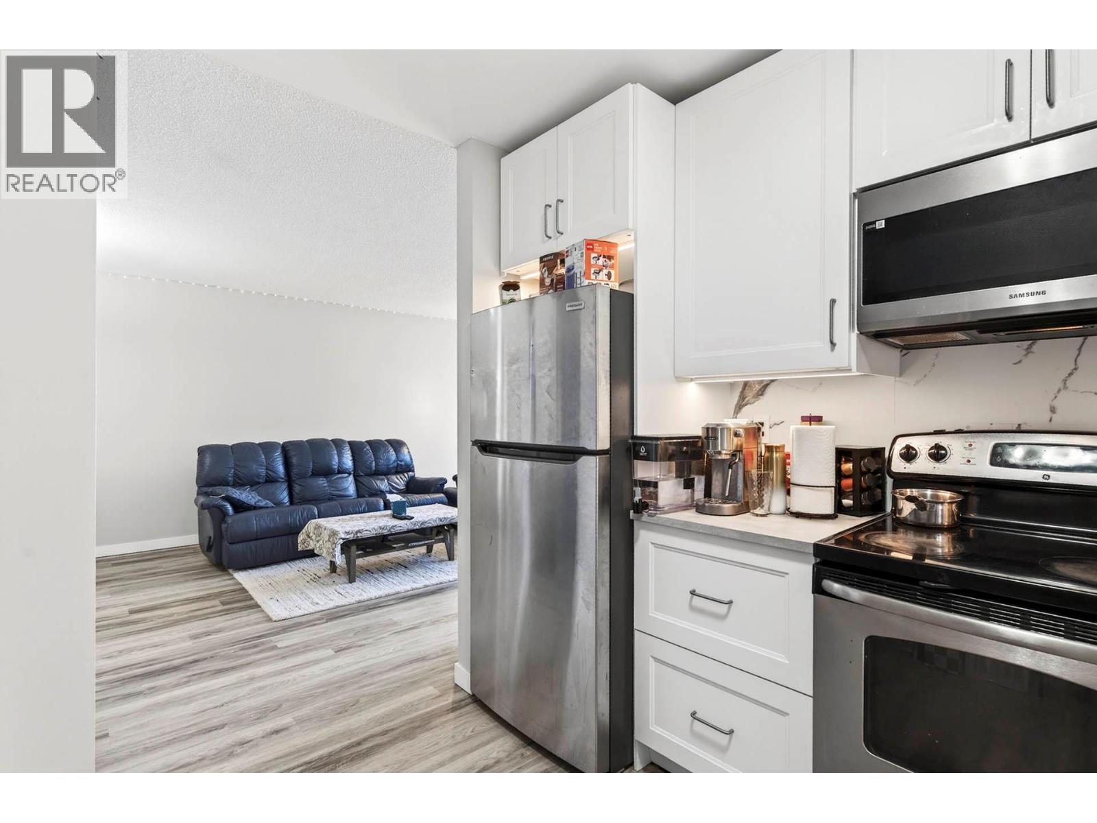 1676 Selwyn Road, Kamloops, British Columbia  V2E 1R8 - Photo 6 - 10382437