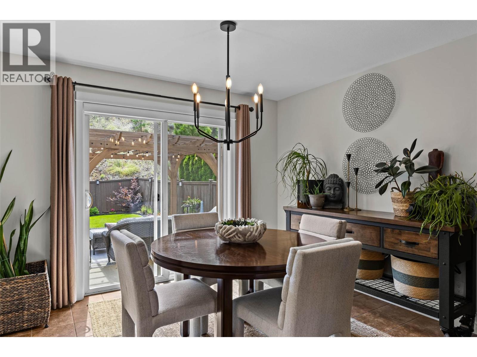 1458 Pacific Way, Kamloops, British Columbia  V2E 0A4 - Photo 12 - 10357104