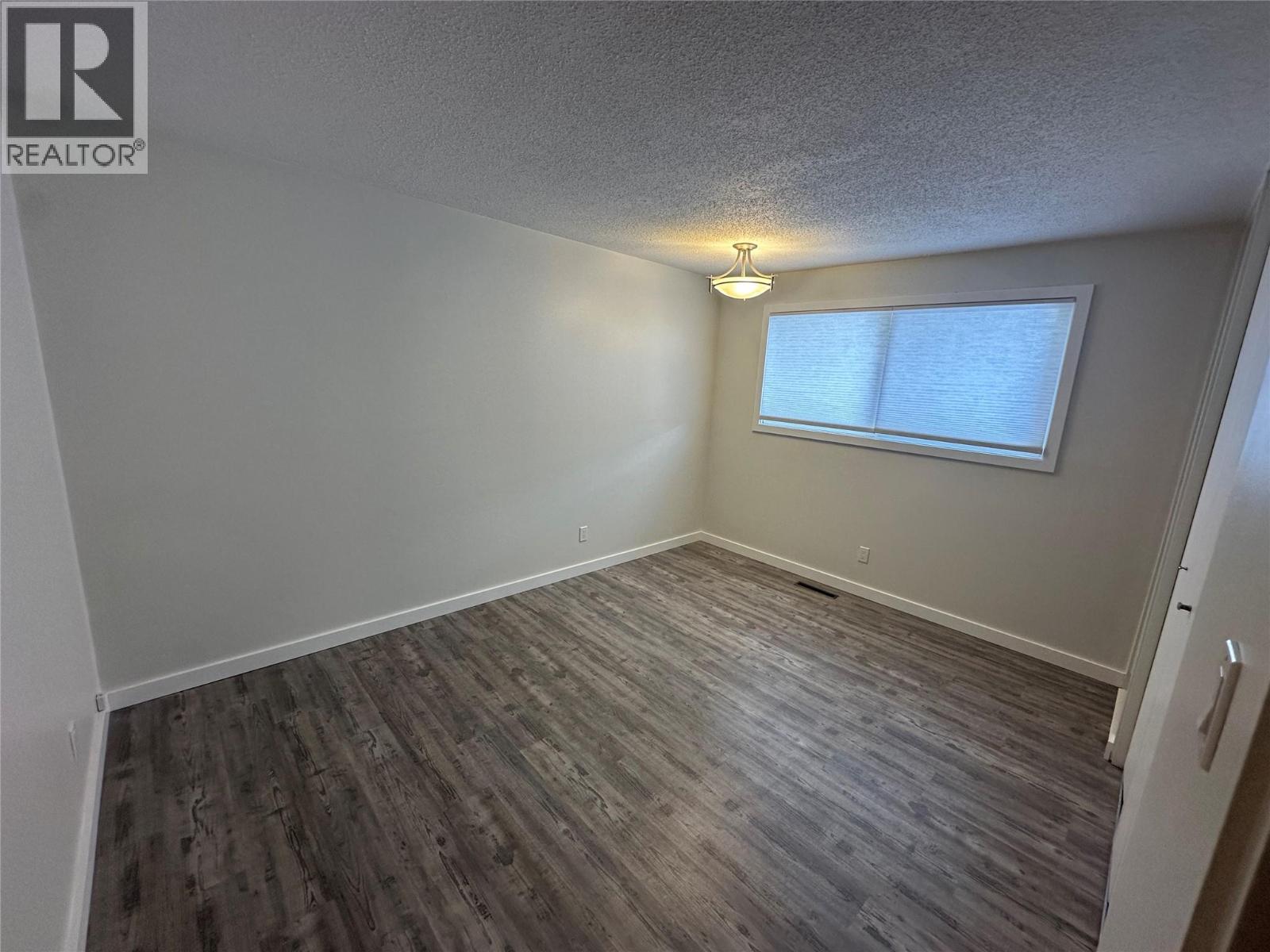 1916 90 Avenue, Dawson Creek, British Columbia  V1G 1A6 - Photo 7 - 10383048