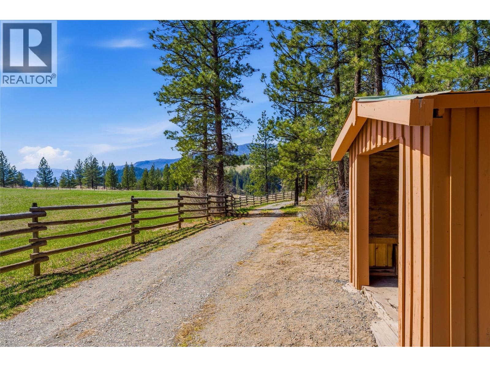 345 Coldwater Road, Merritt, British Columbia  V1K 1B8 - Photo 12 - 10383047