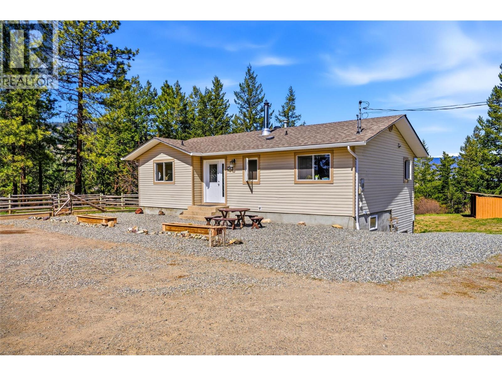 345 Coldwater Road, Merritt, British Columbia  V1K 1B8 - Photo 16 - 10383047
