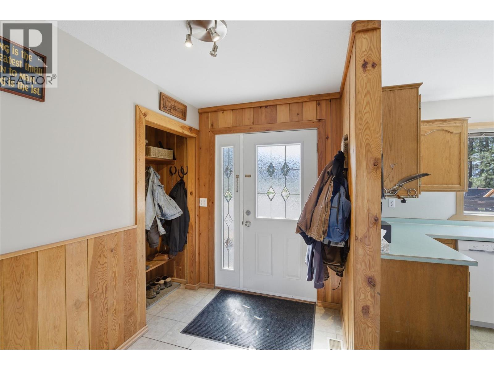 345 Coldwater Road, Merritt, British Columbia  V1K 1B8 - Photo 20 - 10383047