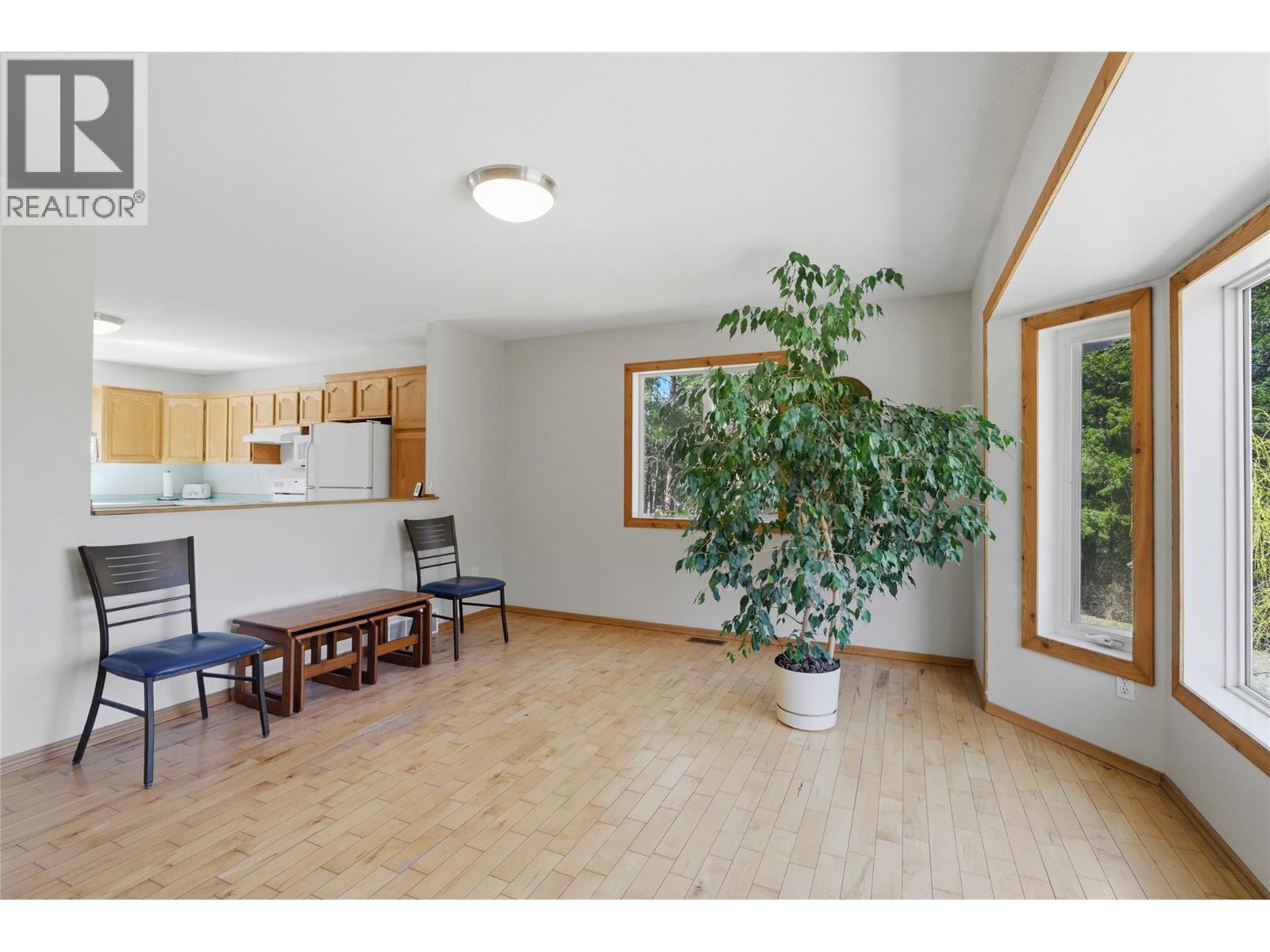 345 Coldwater Road, Merritt, British Columbia  V1K 1B8 - Photo 34 - 10383047