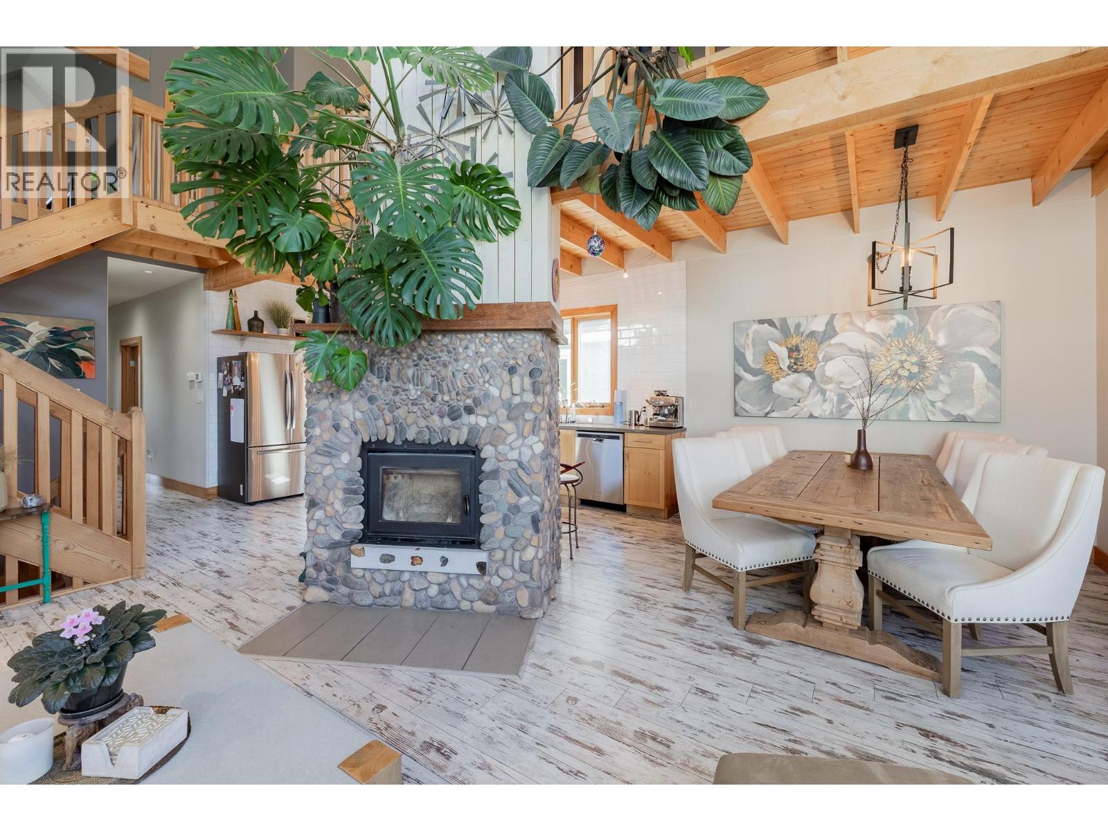 1373 Canterbury Way, Invermere, British Columbia  V0A 1K4 - Photo 11 - 10383000