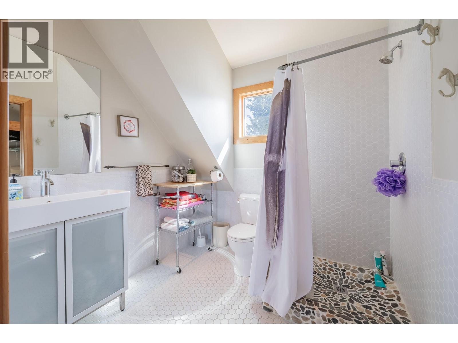 1373 Canterbury Way, Invermere, British Columbia  V0A 1K4 - Photo 39 - 10383000