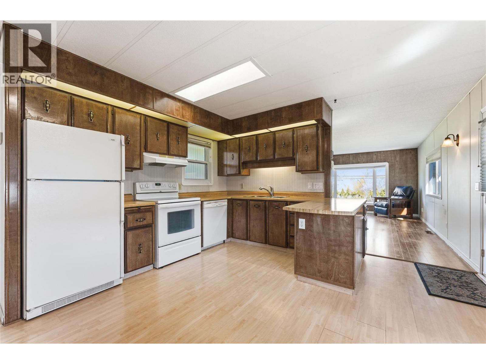 6902 Okanagan Landing Road Unit# 13, Vernon, British Columbia  V1H 1X4 - Photo 10 - 10382677