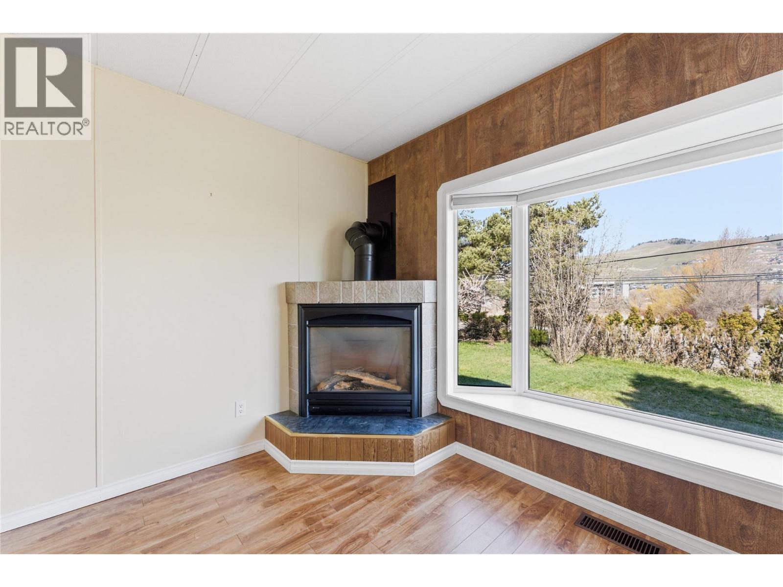 6902 Okanagan Landing Road Unit# 13, Vernon, British Columbia  V1H 1X4 - Photo 5 - 10382677