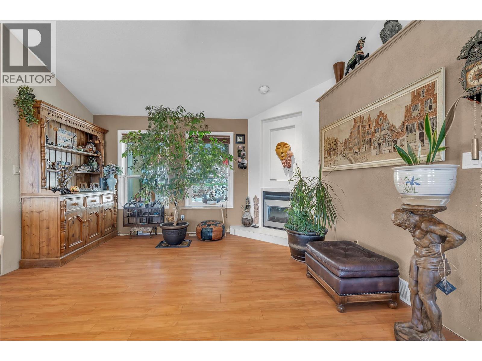 3026 Debeck Road, Naramata, British Columbia  V0H 1N1 - Photo 7 - 10383050