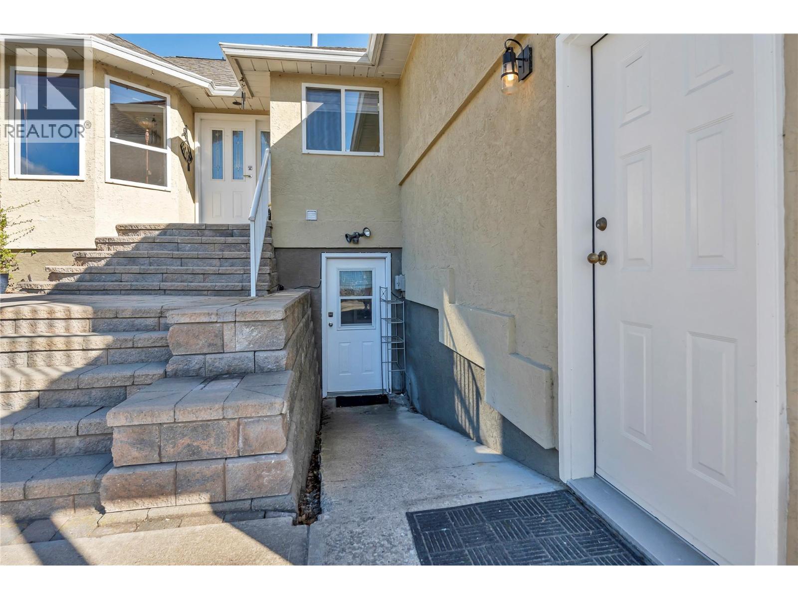 3026 Debeck Road, Naramata, British Columbia  V0H 1N1 - Photo 77 - 10383050