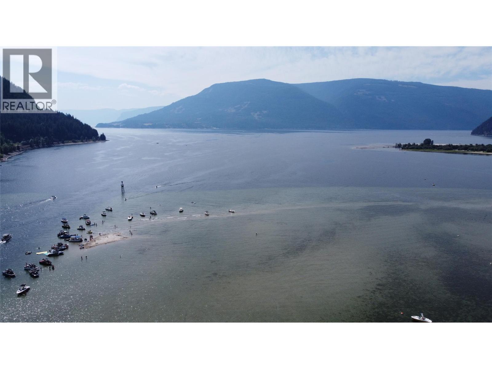 27 Crescent Bay, Sicamous, British Columbia  V0E 2V0 - Photo 14 - 10383045