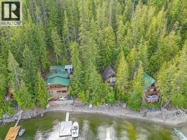 27 Crescent Bay, Sicamous, British Columbia  V0E 2V0 - Photo 3 - 10383045