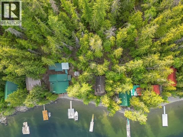 27 Crescent Bay, Sicamous, British Columbia  V0E 2V0 - Photo 4 - 10383045