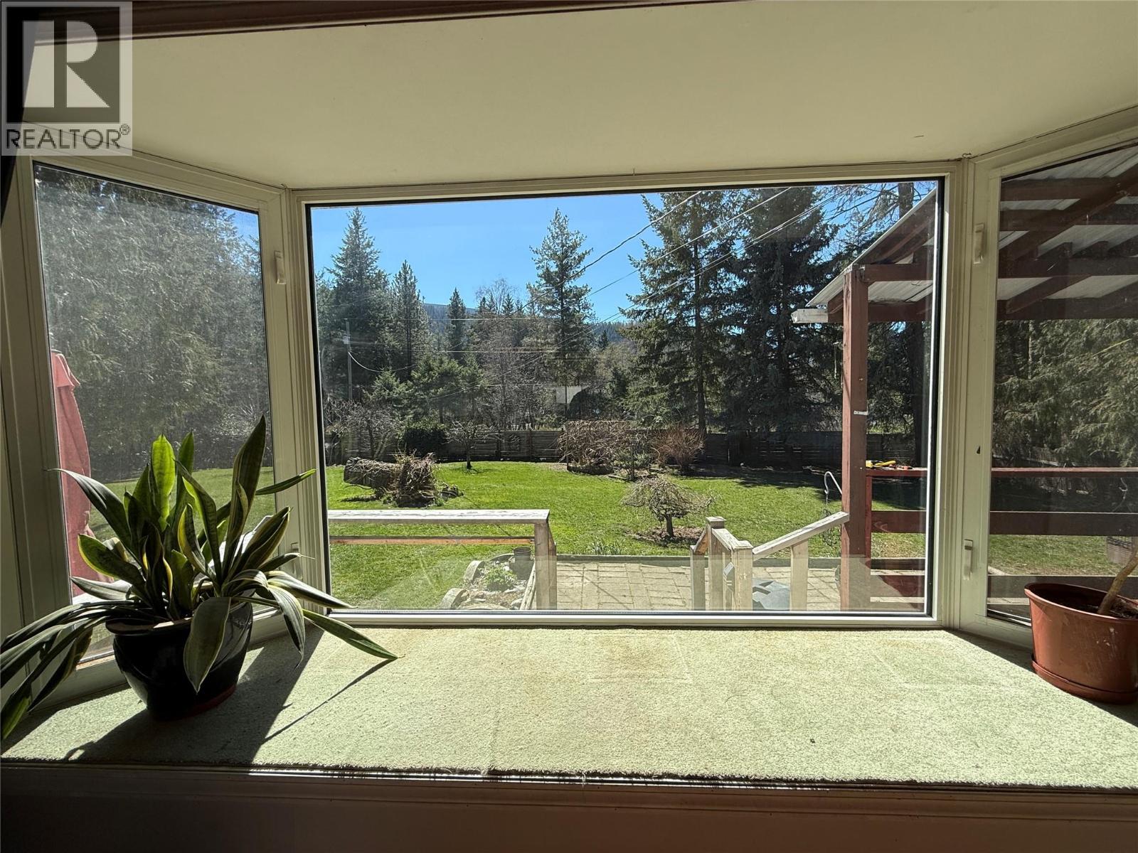 4630 Highway 3a Highway, Nelson, British Columbia  V1L 6N3 - Photo 17 - 10382942