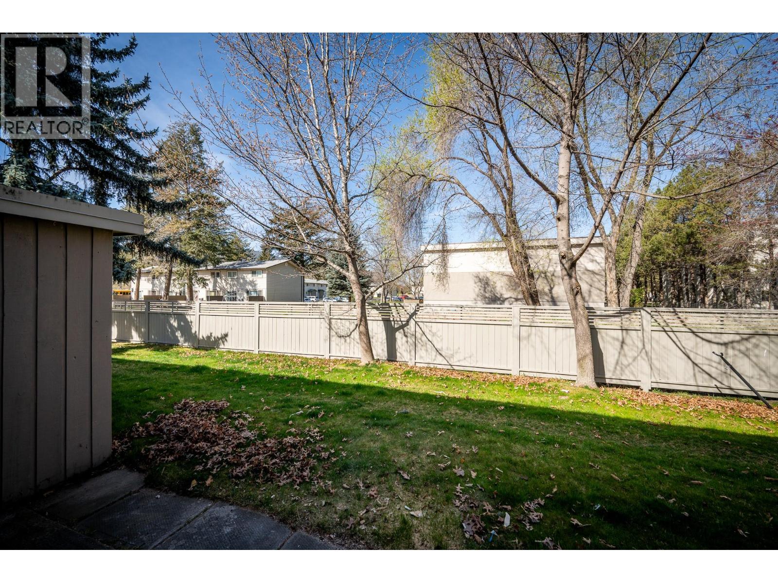 249 Kitchener Crescent Unit# 29, Kamloops, British Columbia  V2B 1B9 - Photo 12 - 10382896