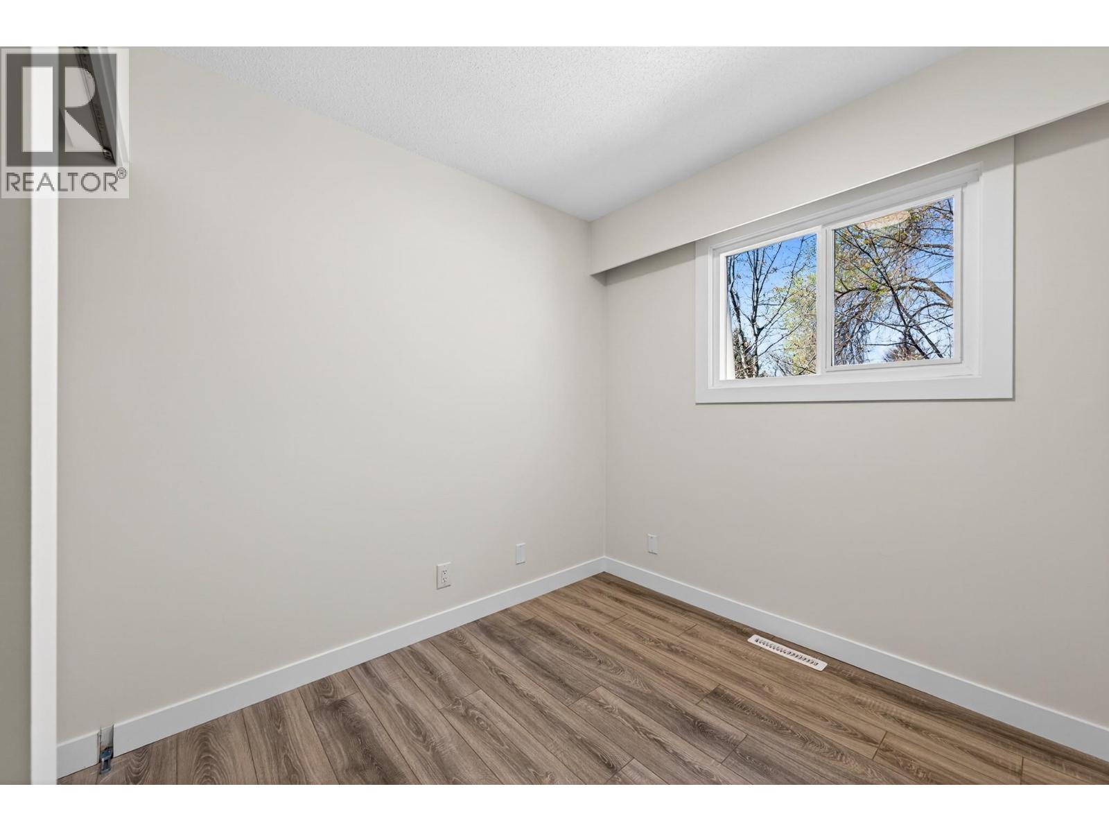 249 Kitchener Crescent Unit# 29, Kamloops, British Columbia  V2B 1B9 - Photo 17 - 10382896