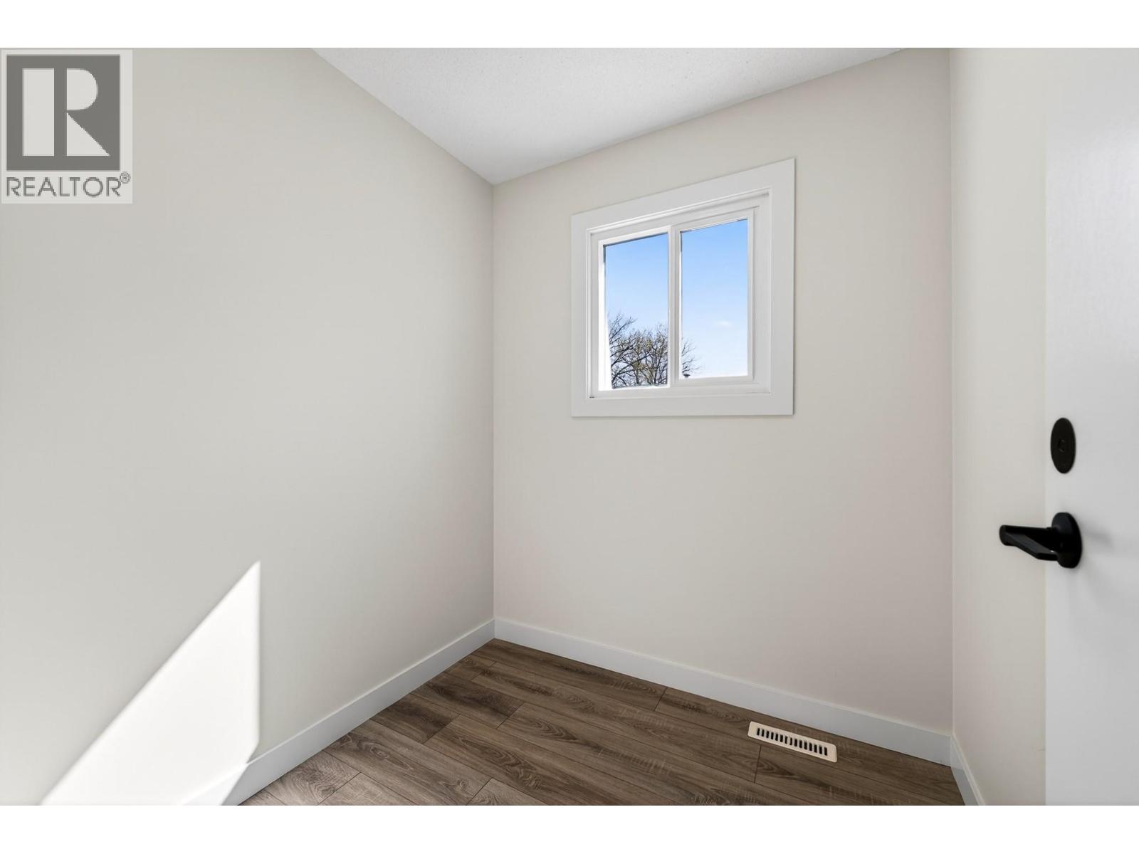 249 Kitchener Crescent Unit# 29, Kamloops, British Columbia  V2B 1B9 - Photo 20 - 10382896