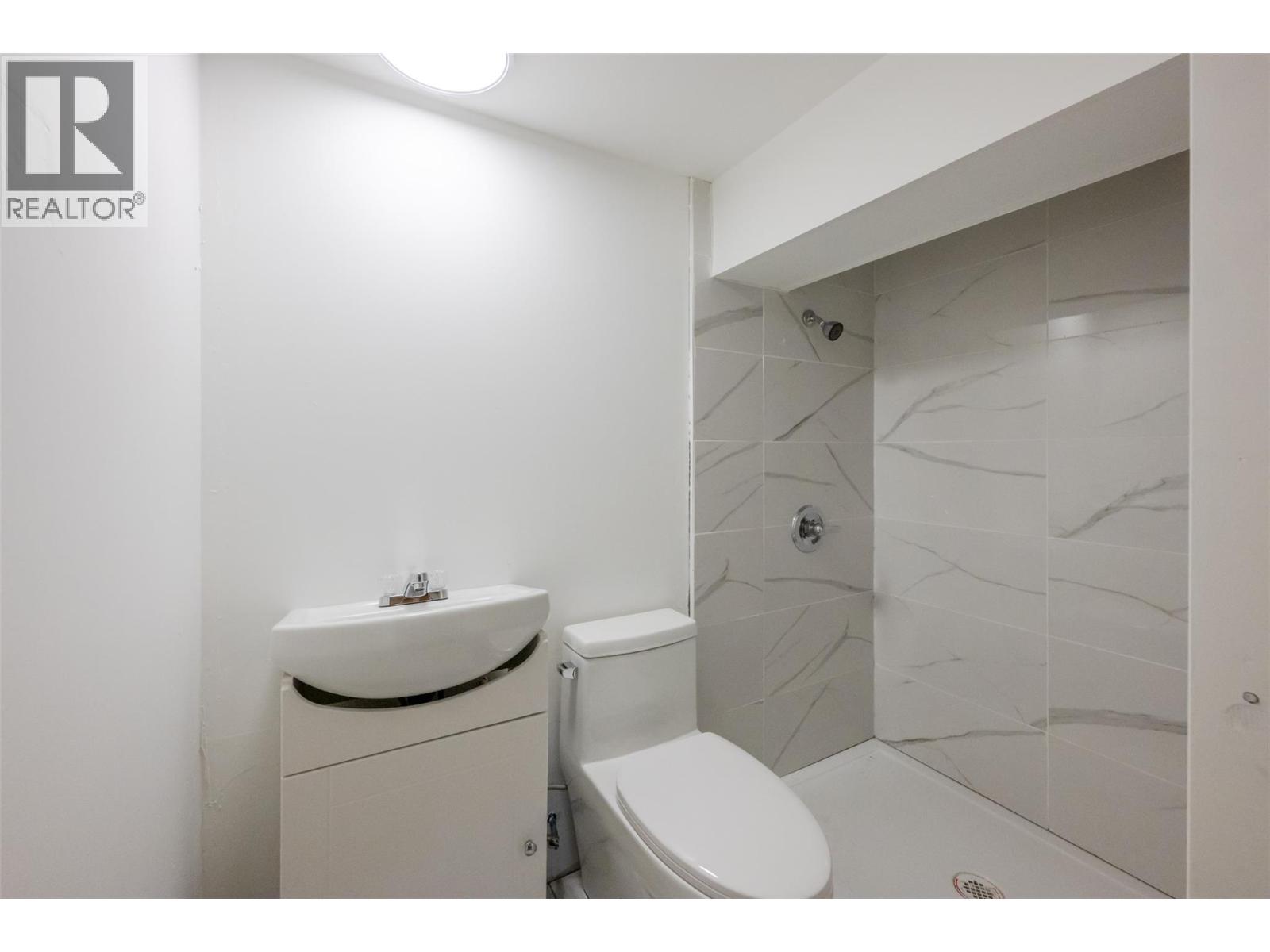 1348 Government Street, Penticton, British Columbia  V2A 4V8 - Photo 15 - 10383032