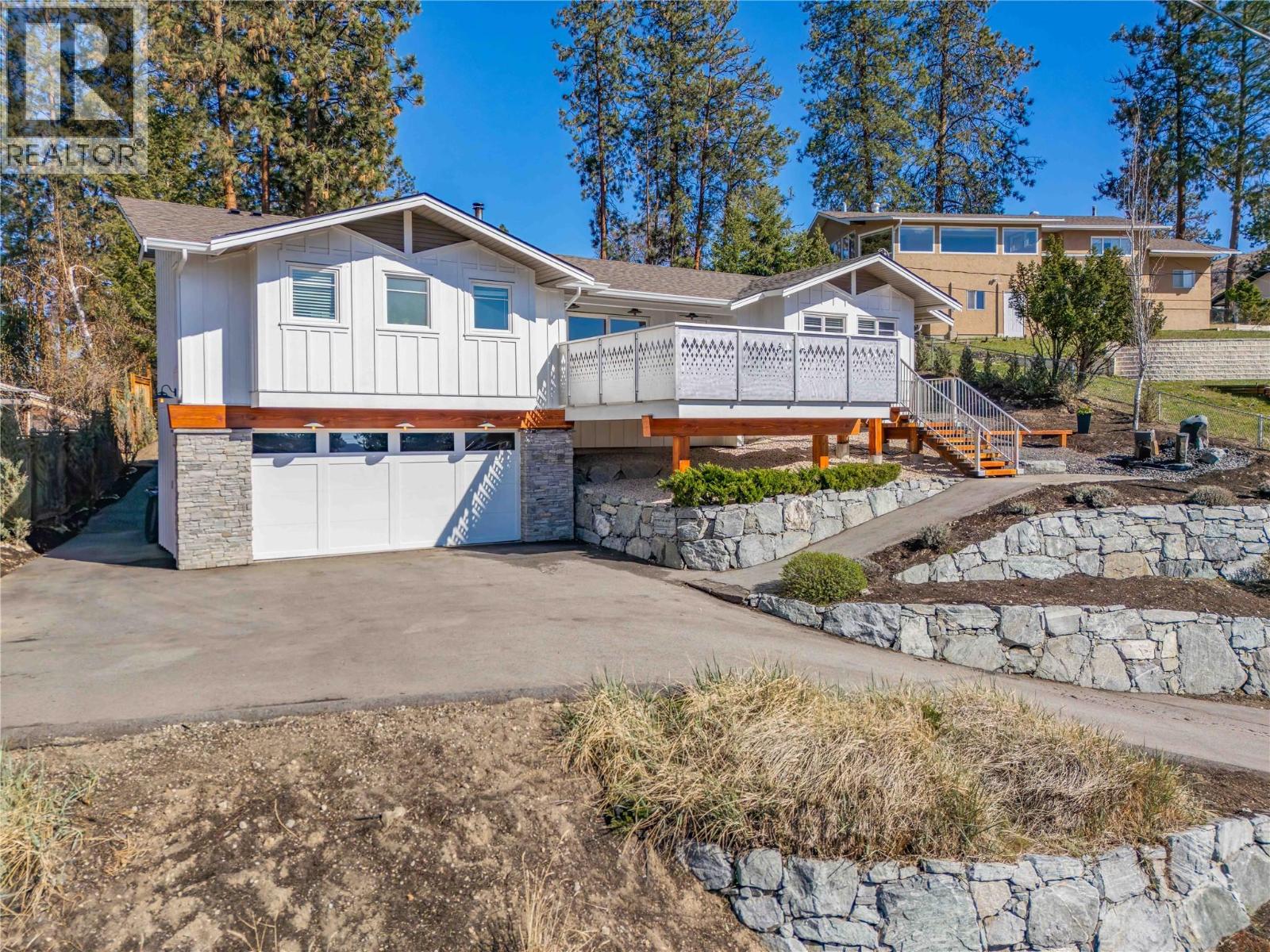 488 Sheila Crescent, Kelowna, British Columbia  V1W 4L8 - Photo 1 - 10383012