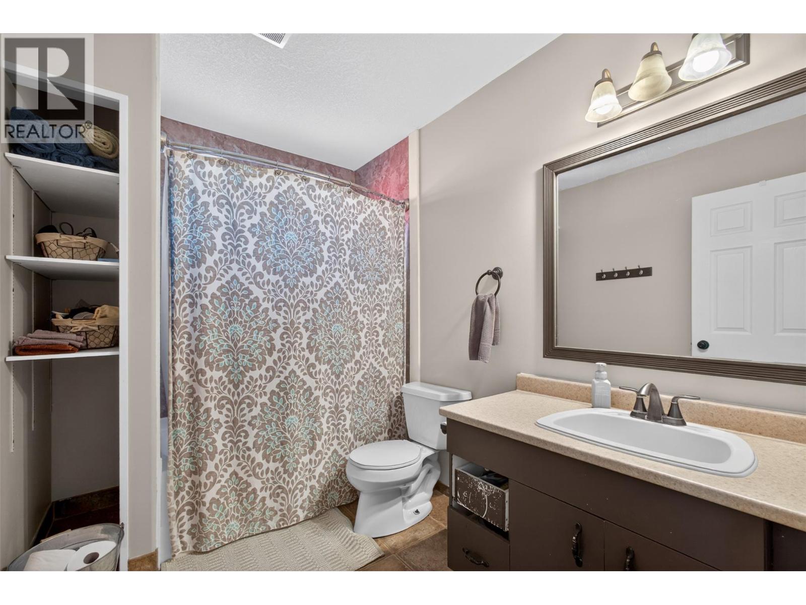 2367 Cedar Ridge Street, Lumby, British Columbia  V0E 2G5 - Photo 10 - 10382696