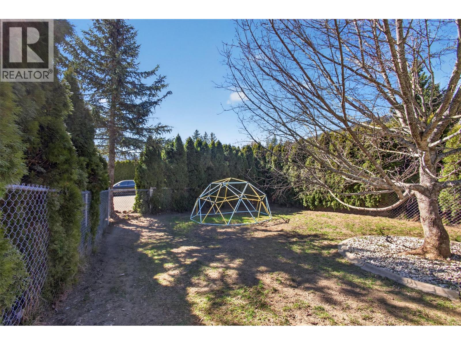 2367 Cedar Ridge Street, Lumby, British Columbia  V0E 2G5 - Photo 28 - 10382696