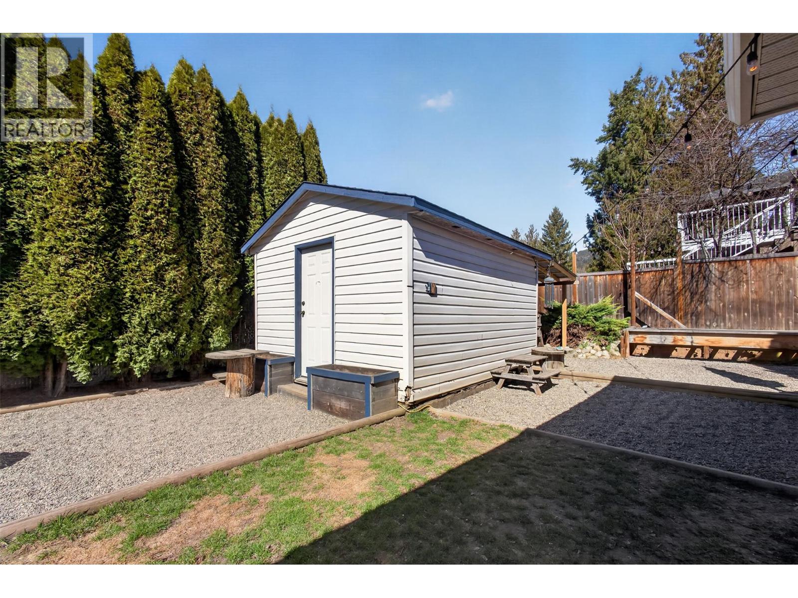 2367 Cedar Ridge Street, Lumby, British Columbia  V0E 2G5 - Photo 34 - 10382696