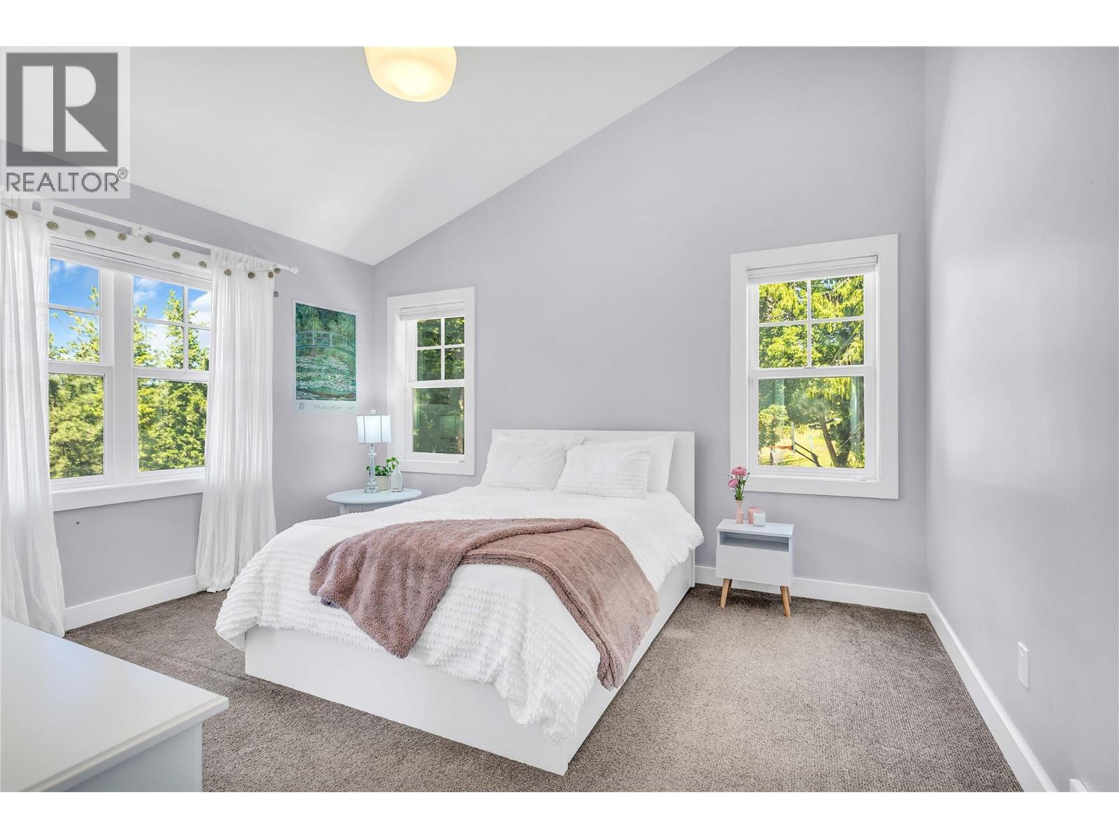 2376 Saucier Road, Kelowna, British Columbia  V1W 4B8 - Photo 28 - 10382137