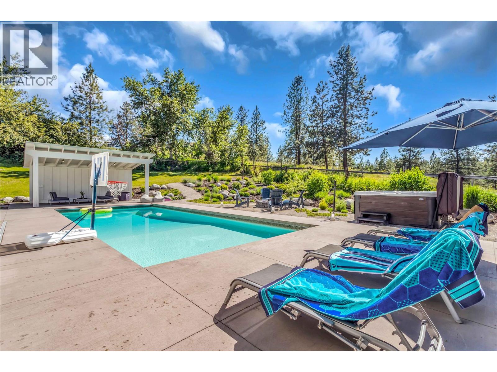 2376 Saucier Road, Kelowna, British Columbia  V1W 4B8 - Photo 52 - 10382137