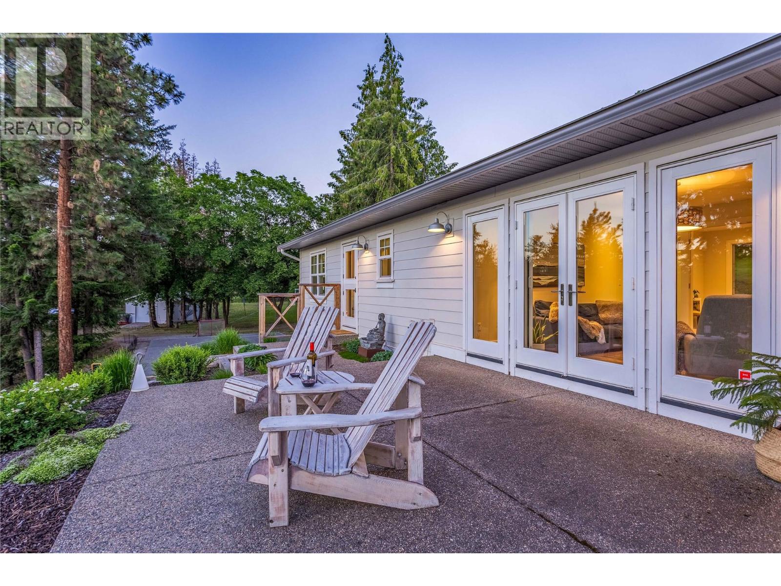 2376 Saucier Road, Kelowna, British Columbia  V1W 4B8 - Photo 53 - 10382137