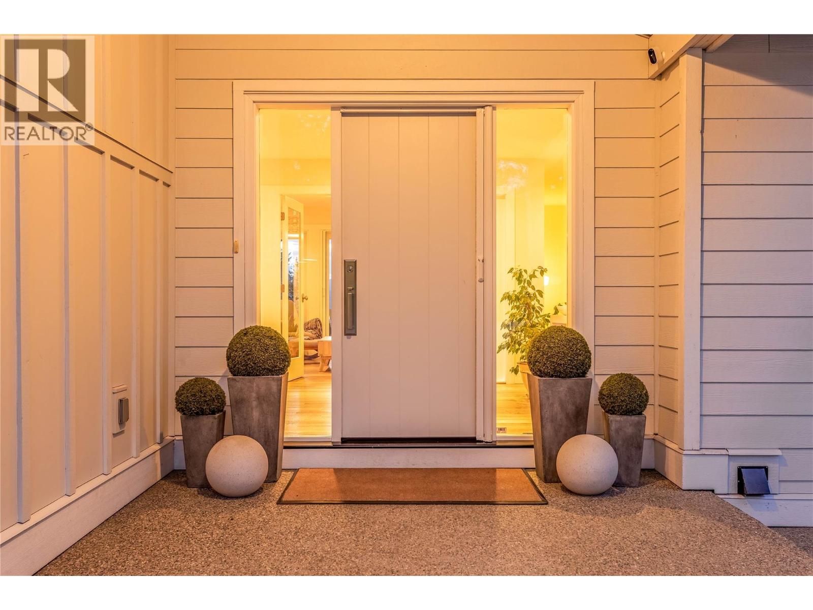 2376 Saucier Road, Kelowna, British Columbia  V1W 4B8 - Photo 59 - 10382137