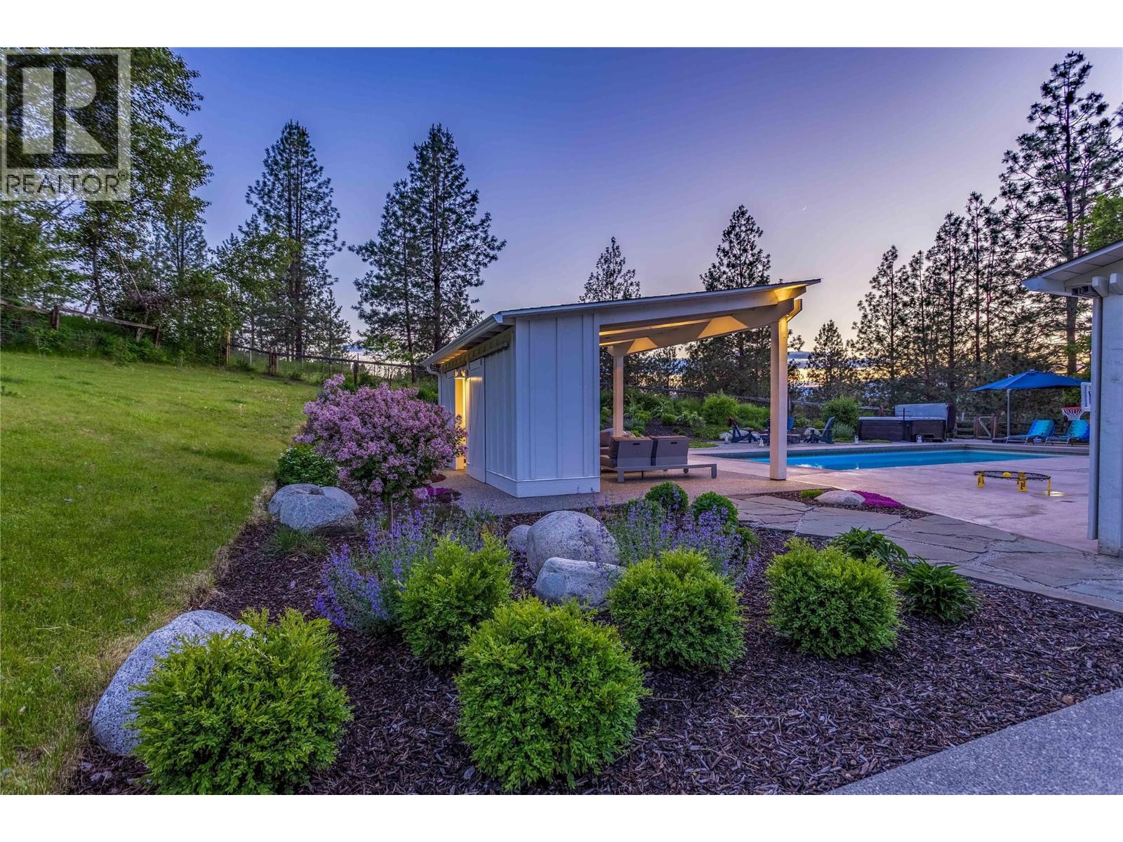 2376 Saucier Road, Kelowna, British Columbia  V1W 4B8 - Photo 67 - 10382137