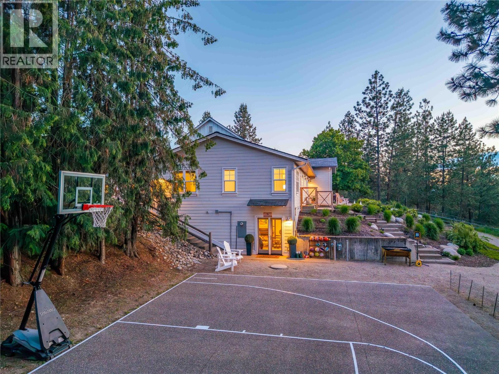 2376 Saucier Road, Kelowna, British Columbia  V1W 4B8 - Photo 72 - 10382137