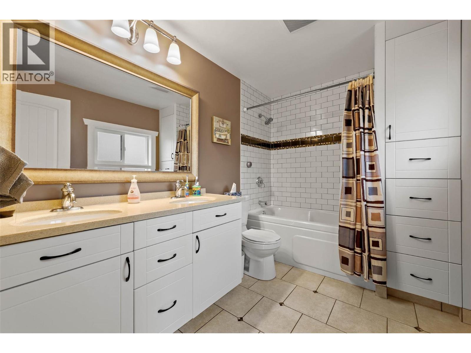 647 Hemlock Street, Kamloops, British Columbia  V2C 1C6 - Photo 12 - 10383021