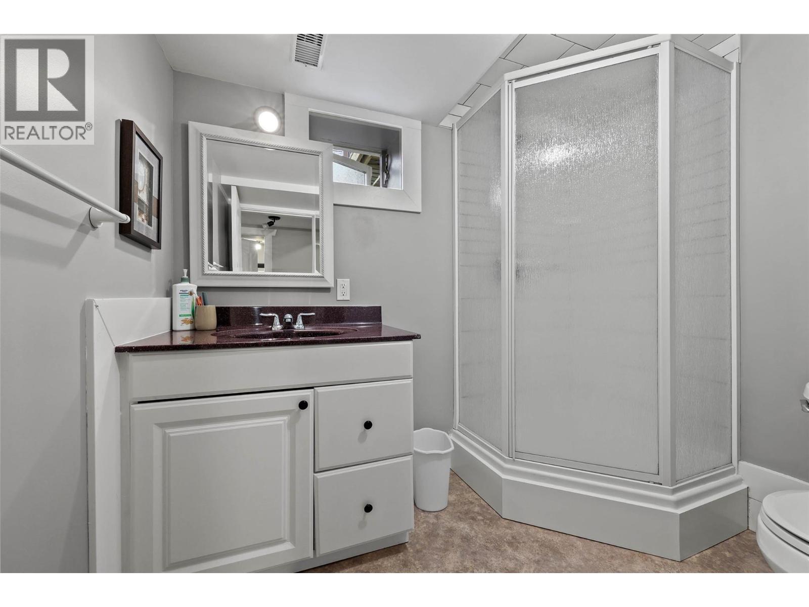 647 Hemlock Street, Kamloops, British Columbia  V2C 1C6 - Photo 19 - 10383021