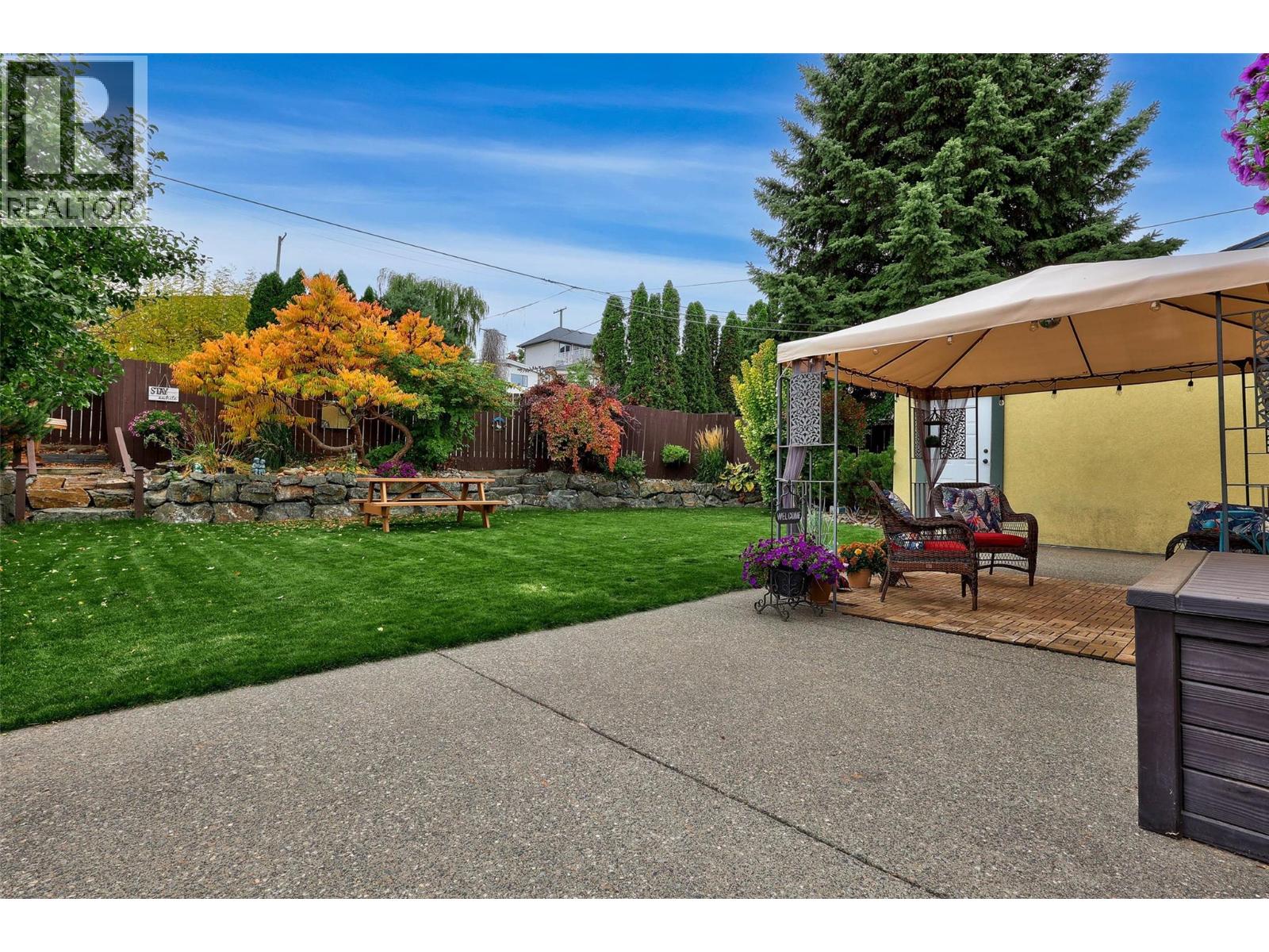 647 Hemlock Street, Kamloops, British Columbia  V2C 1C6 - Photo 24 - 10383021