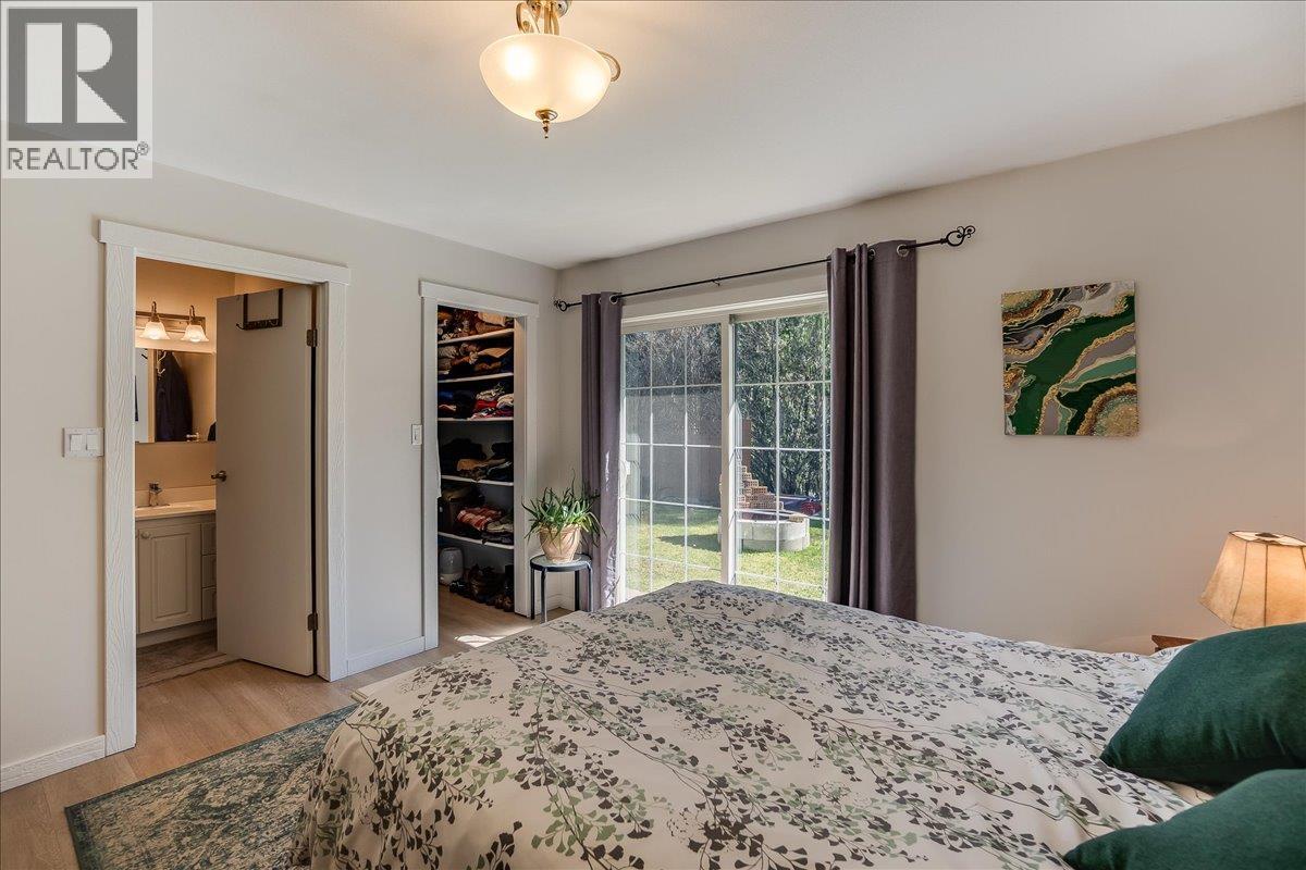 210 Bayview Street, Kaslo, British Columbia  V1L 1M0 - Photo 18 - 10382941