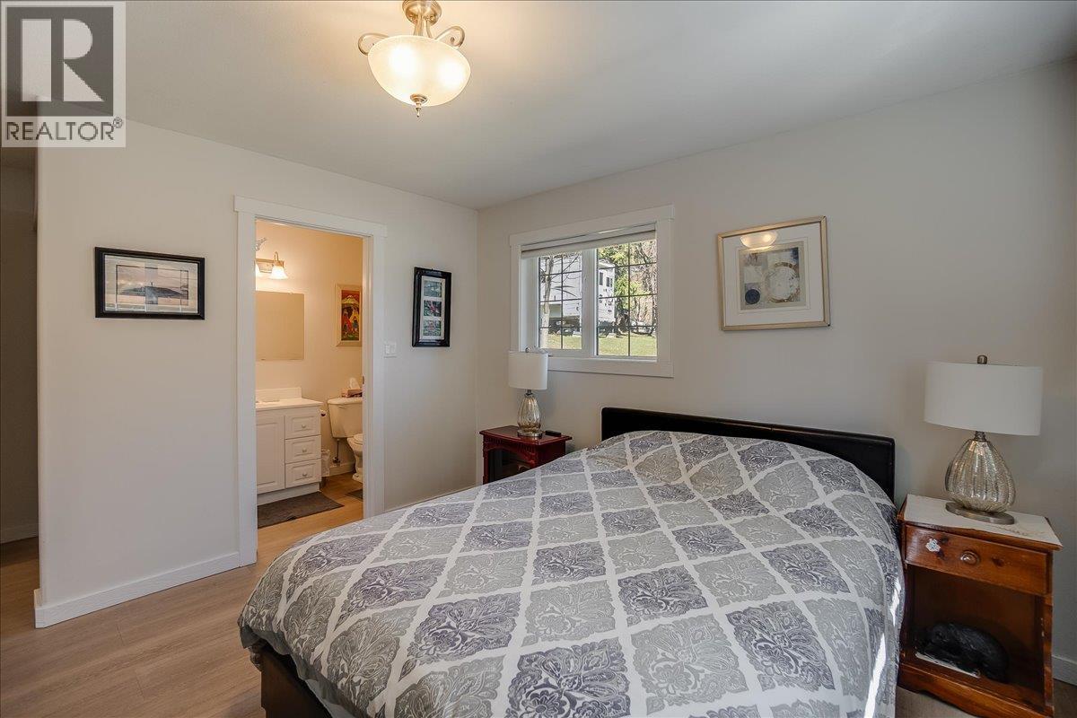 210 Bayview Street, Kaslo, British Columbia  V1L 1M0 - Photo 20 - 10382941