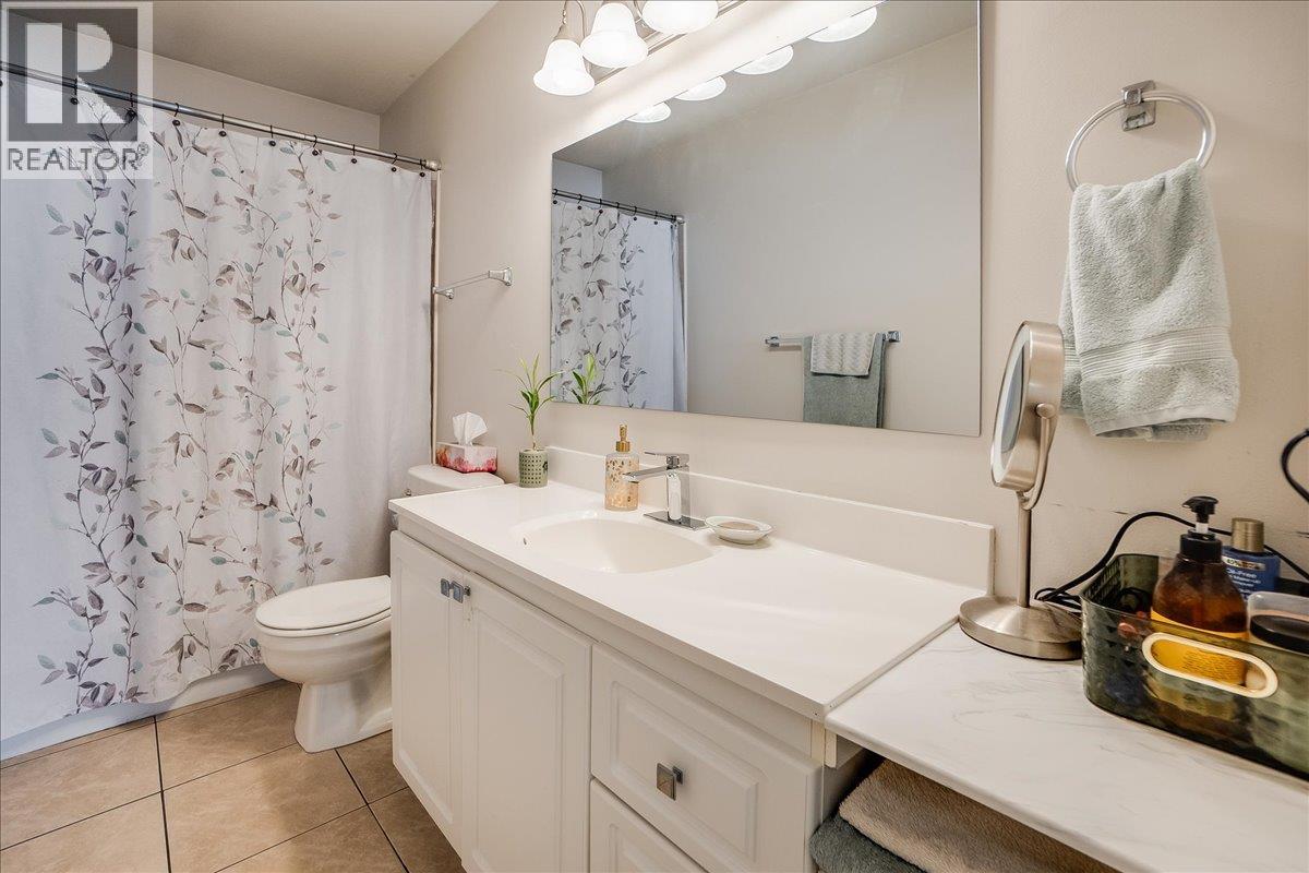 210 Bayview Street, Kaslo, British Columbia  V1L 1M0 - Photo 24 - 10382941