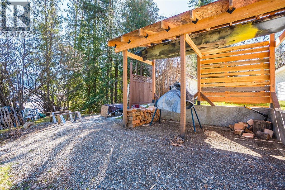 210 Bayview Street, Kaslo, British Columbia  V1L 1M0 - Photo 41 - 10382941