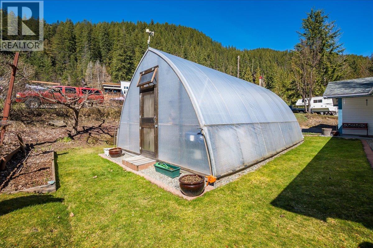 210 Bayview Street, Kaslo, British Columbia  V1L 1M0 - Photo 6 - 10382941