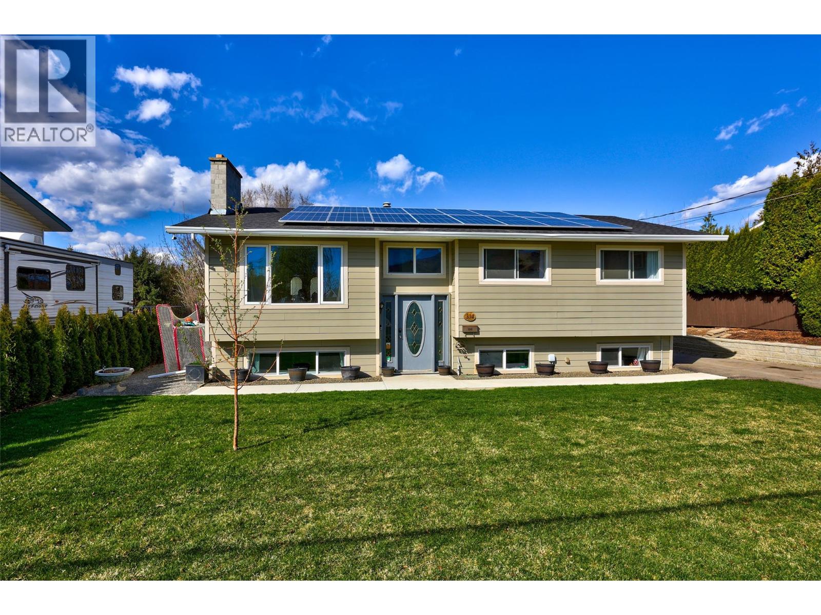 332 Chetwynd Drive, Kamloops, British Columbia  V2H 1L7 - Photo 1 - 10382901