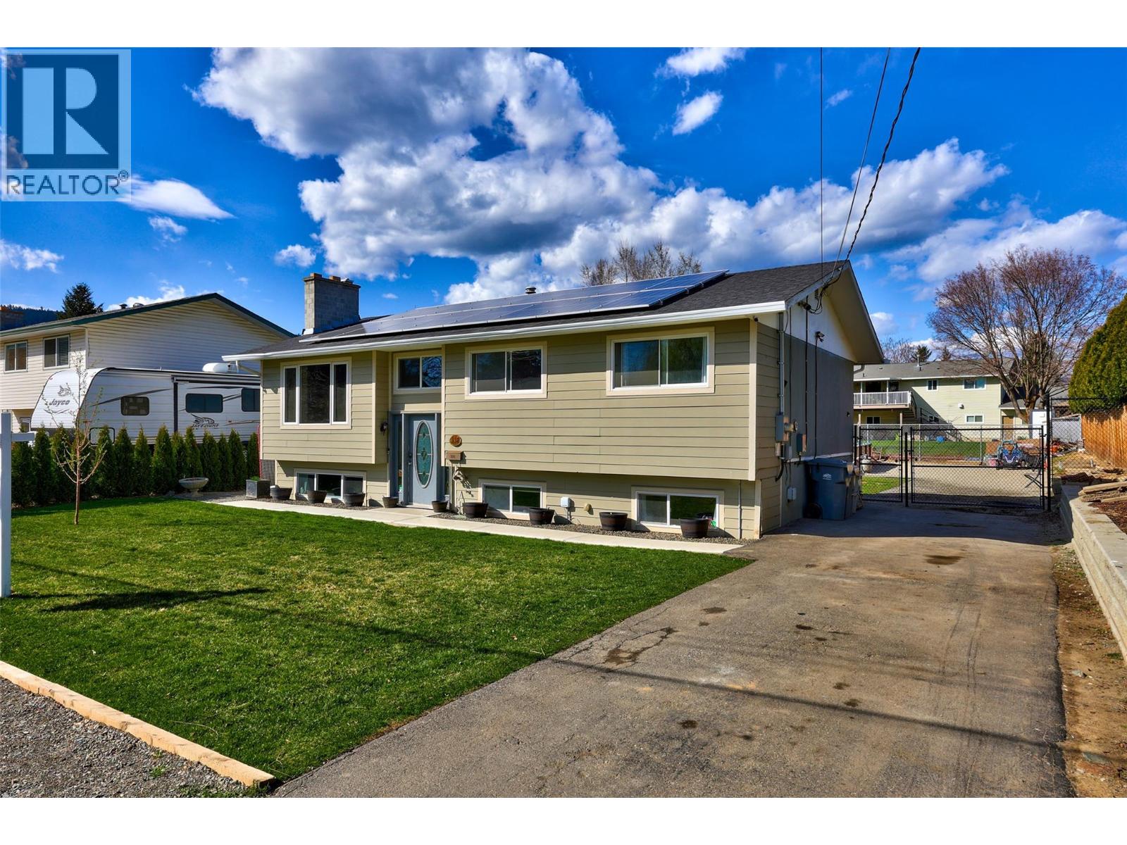 332 Chetwynd Drive, Kamloops, British Columbia  V2H 1L7 - Photo 2 - 10382901