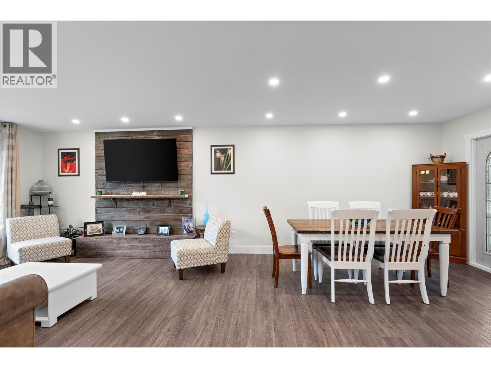 332 Chetwynd Drive, Kamloops, British Columbia  V2H 1L7 - Photo 4 - 10382901