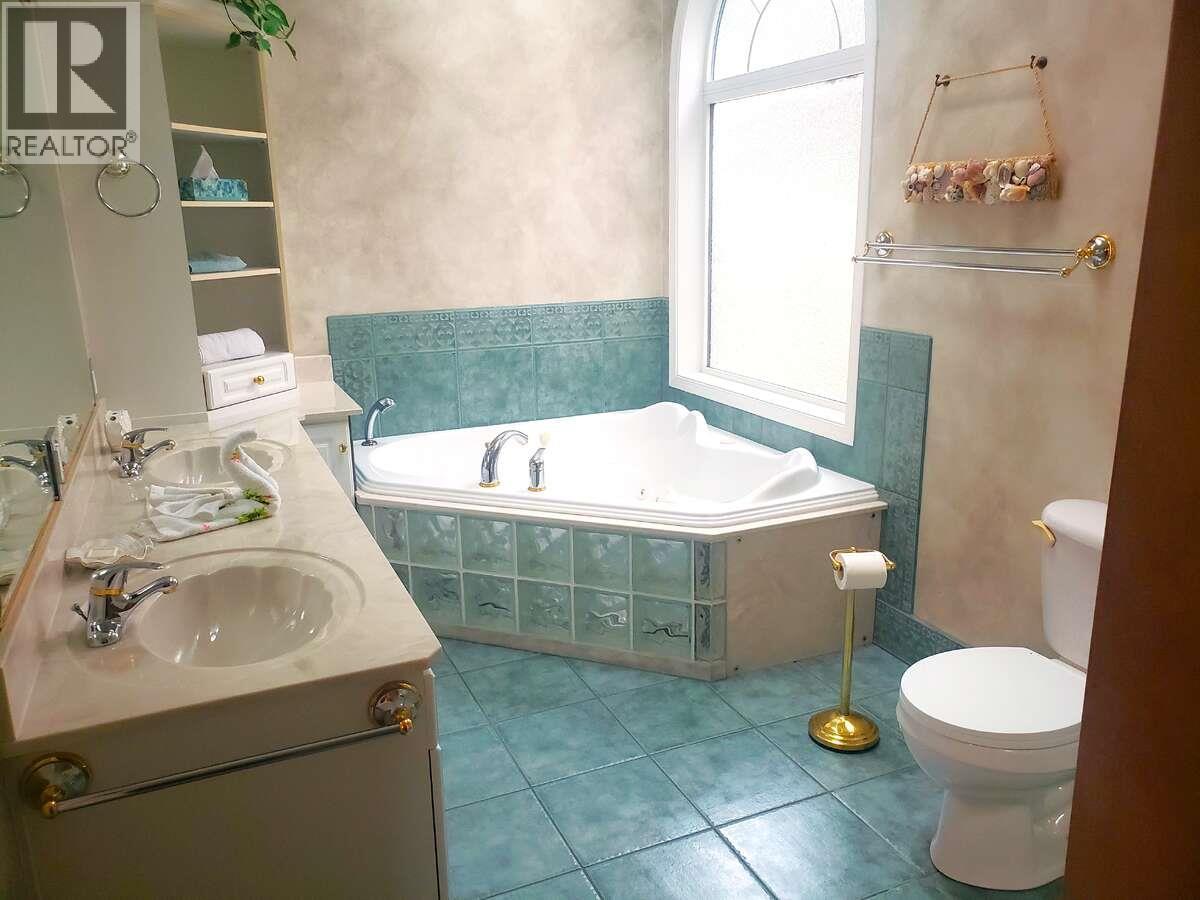 1980 Ethel Street, Kelowna, British Columbia  V1Y 2Z5 - Photo 25 - 10383061