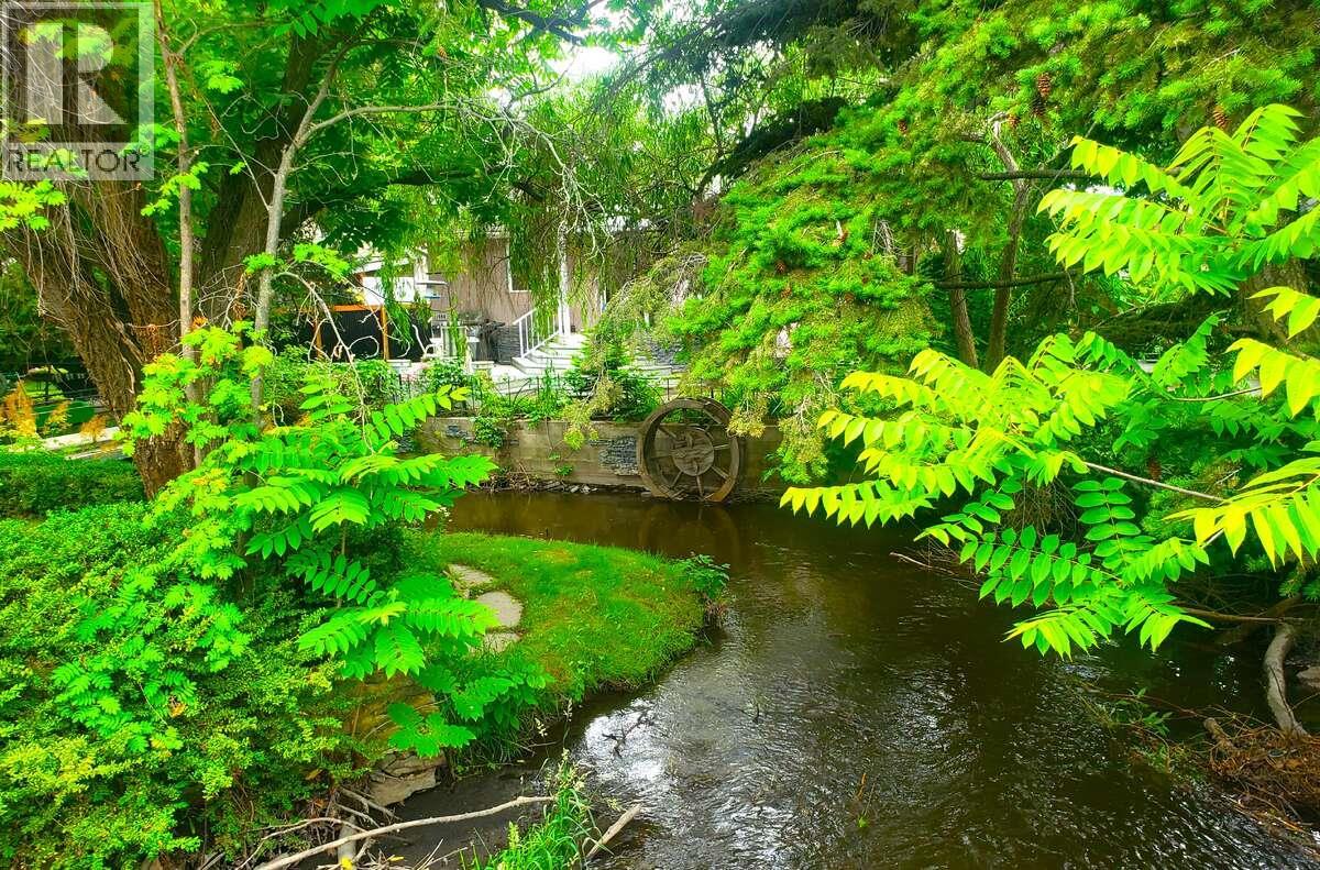 1980 Ethel Street, Kelowna, British Columbia  V1Y 2Z5 - Photo 5 - 10383061