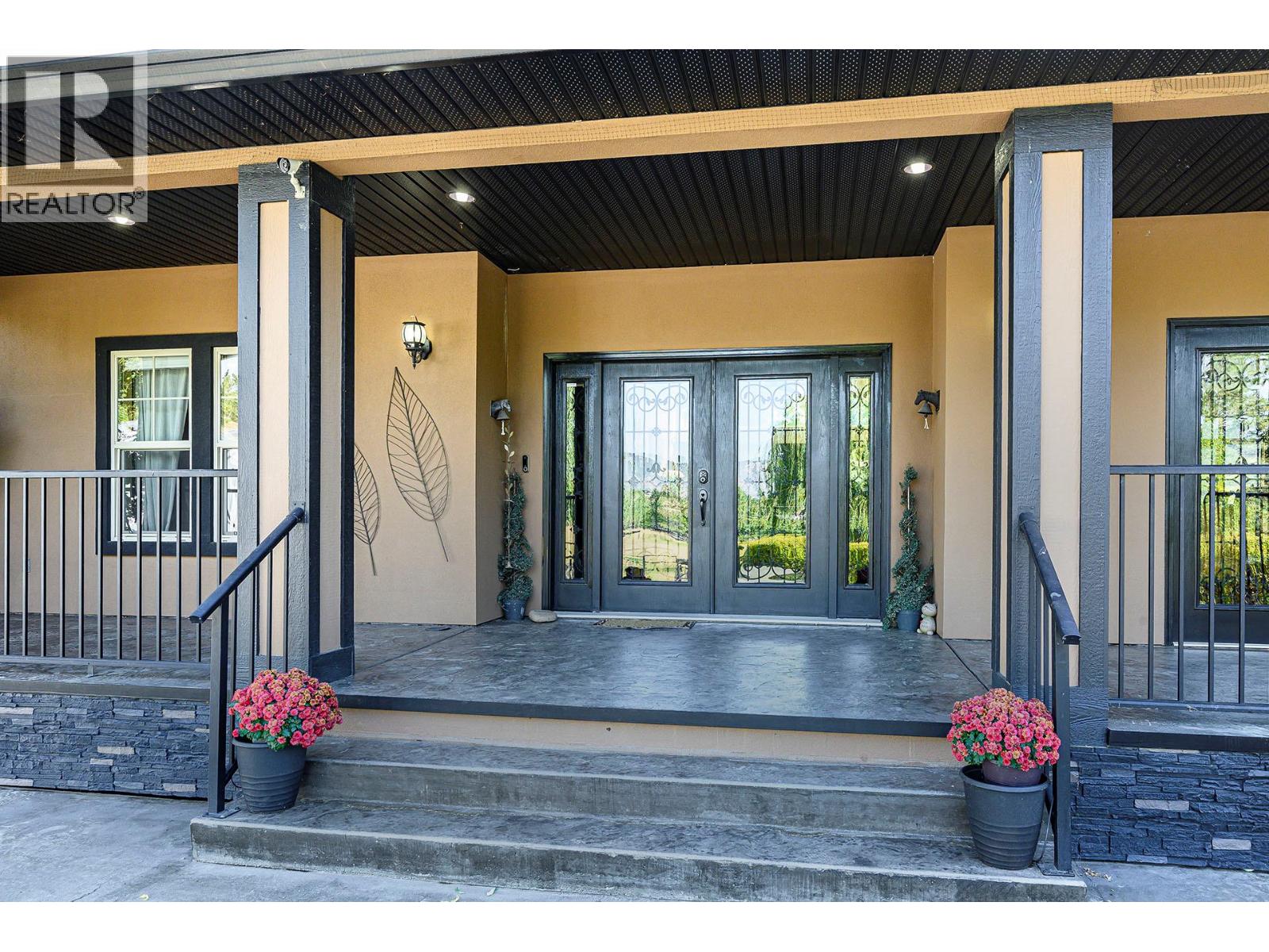 5833 Todd Road, Kamloops, British Columbia  V2C 6P2 - Photo 11 - 10383060