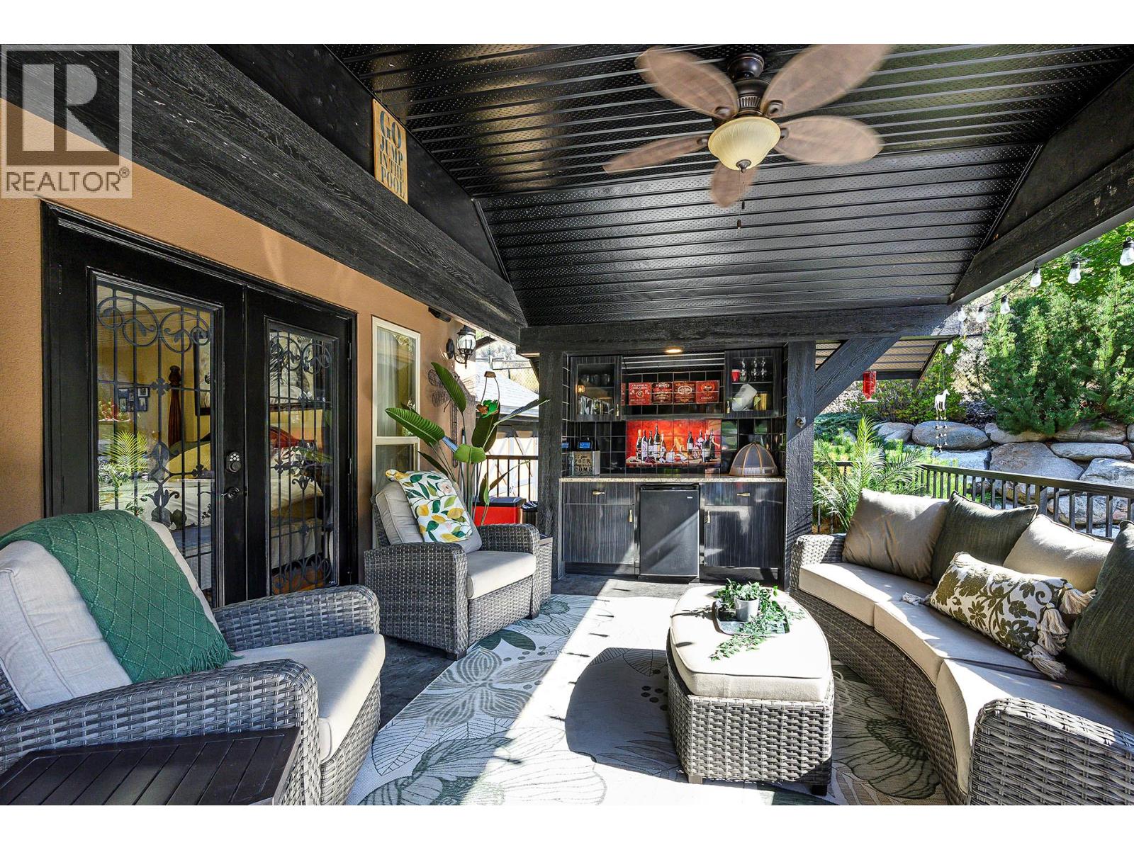 5833 Todd Road, Kamloops, British Columbia  V2C 6P2 - Photo 27 - 10383060